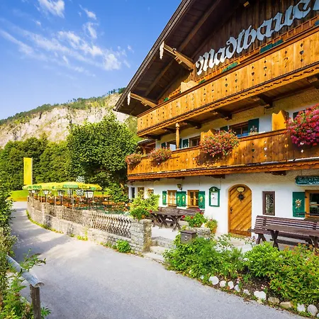 Alpengasthof Madlbauer 게스트하우스 3*