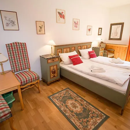 Alpengasthof Madlbauer Guest house Bad Reichenhall